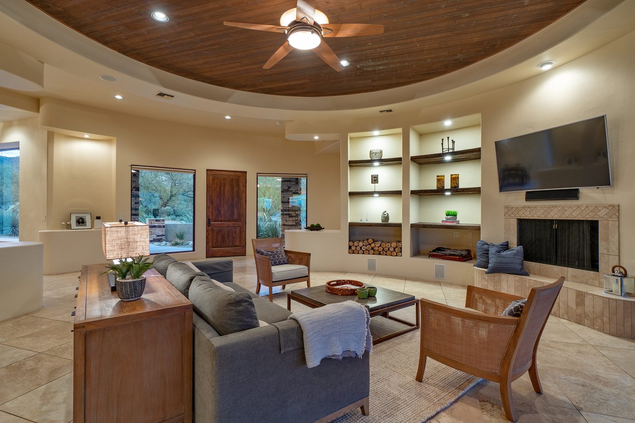 Stunning Desert Contemporary 
