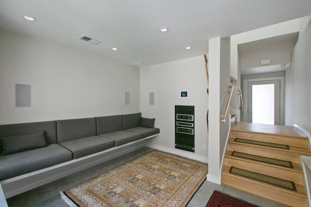 174 Arbor St