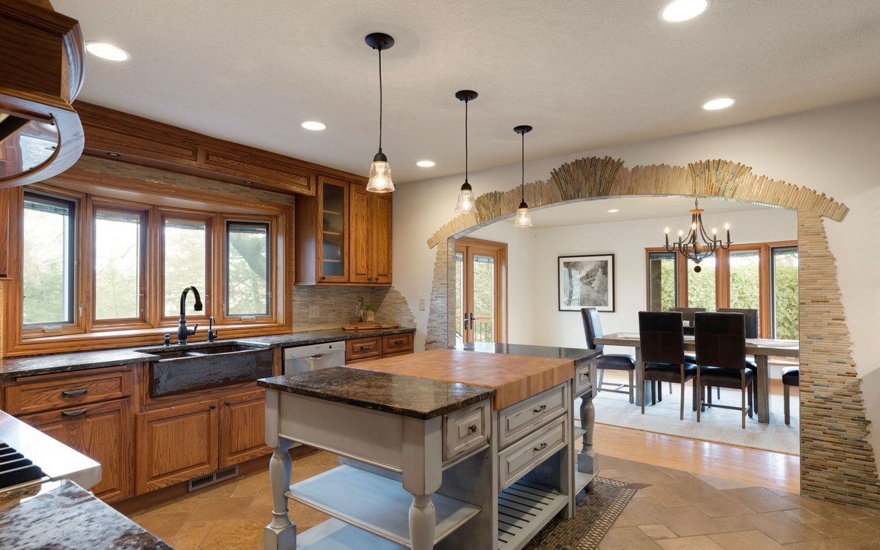 9928 Oak Shore Drive | Lakeville