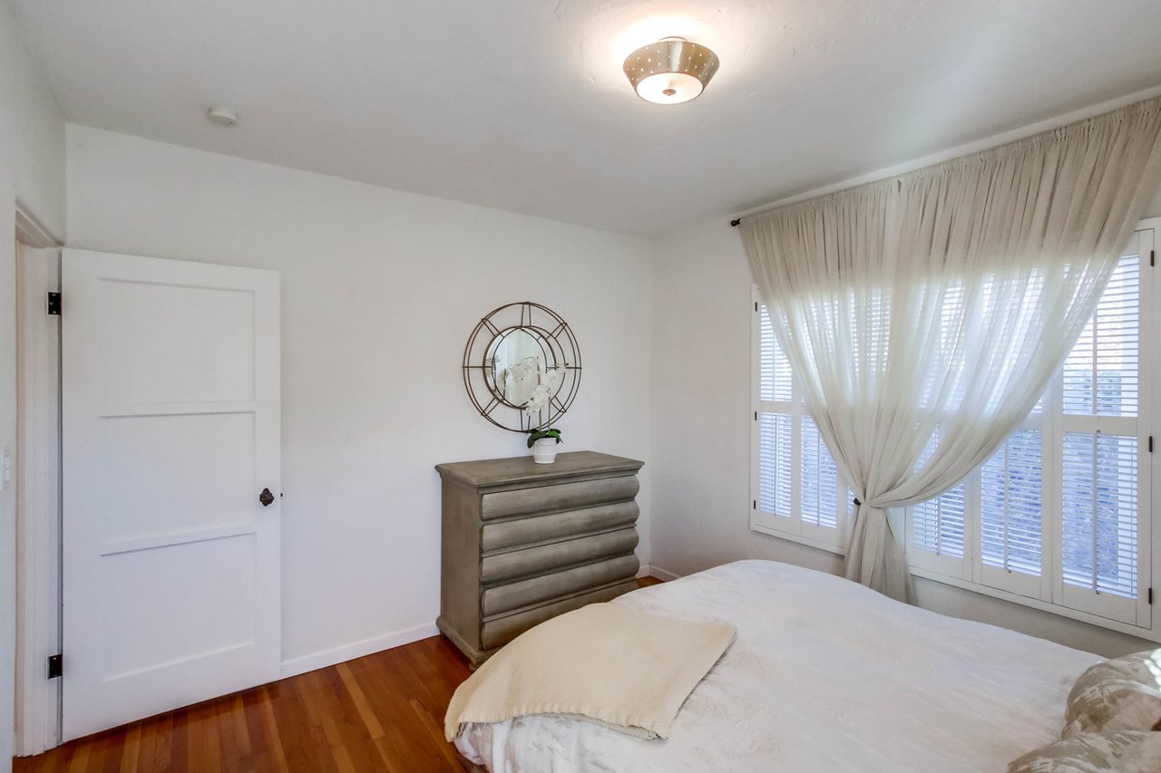 4628 Monroe Ave.