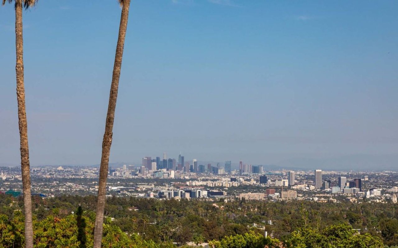 Trophy Estate Site In Bel Air