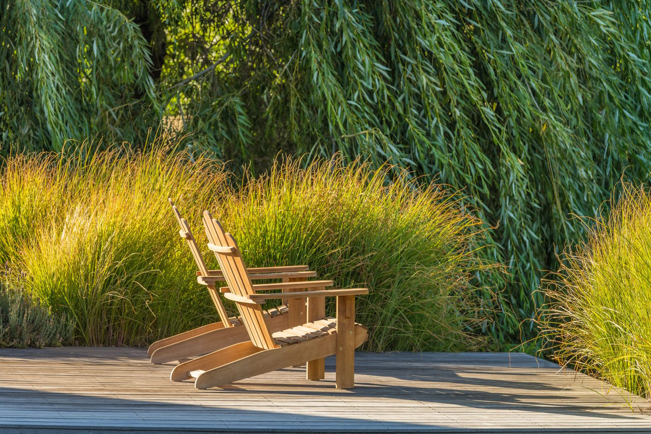 Oak Knoll Avenue, Napa