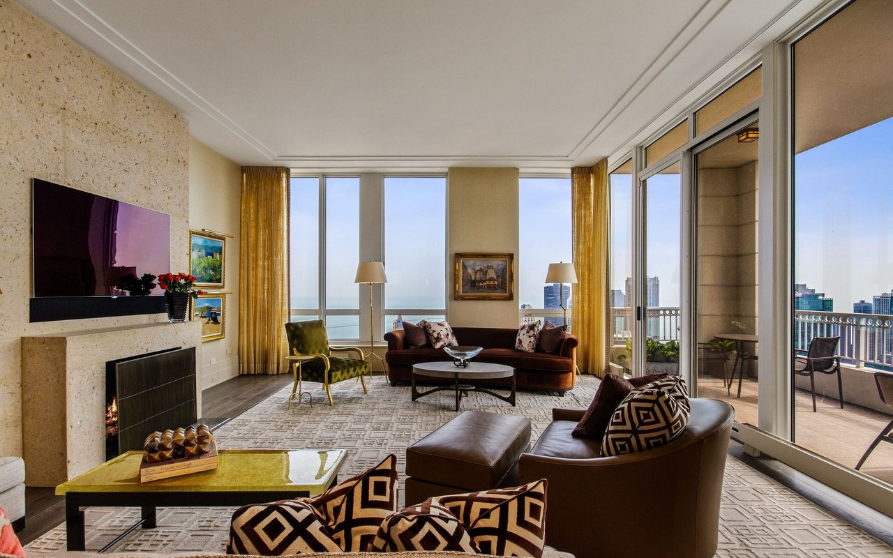 55 E Erie St, #5401 