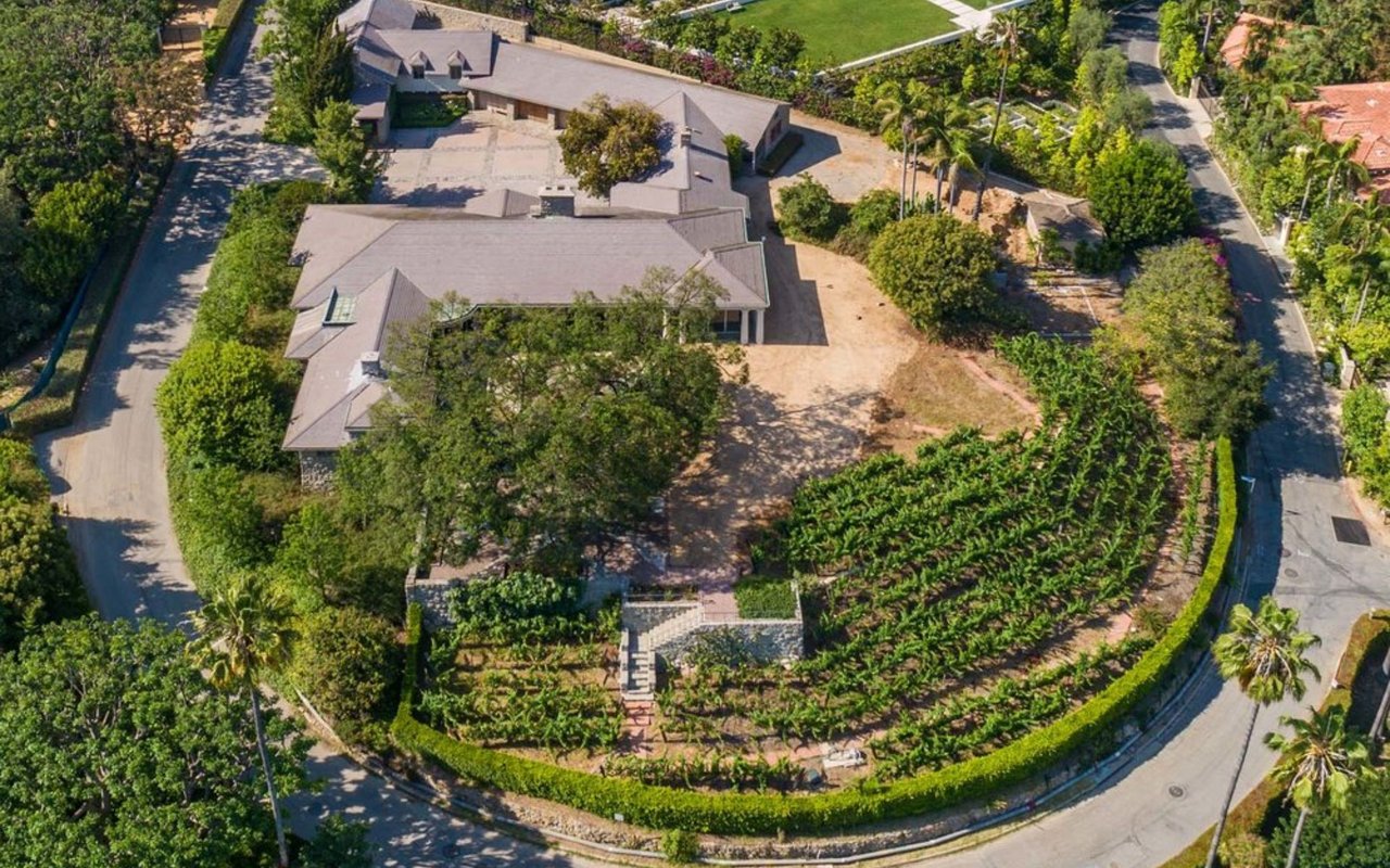 Trophy Estate Site In Bel Air