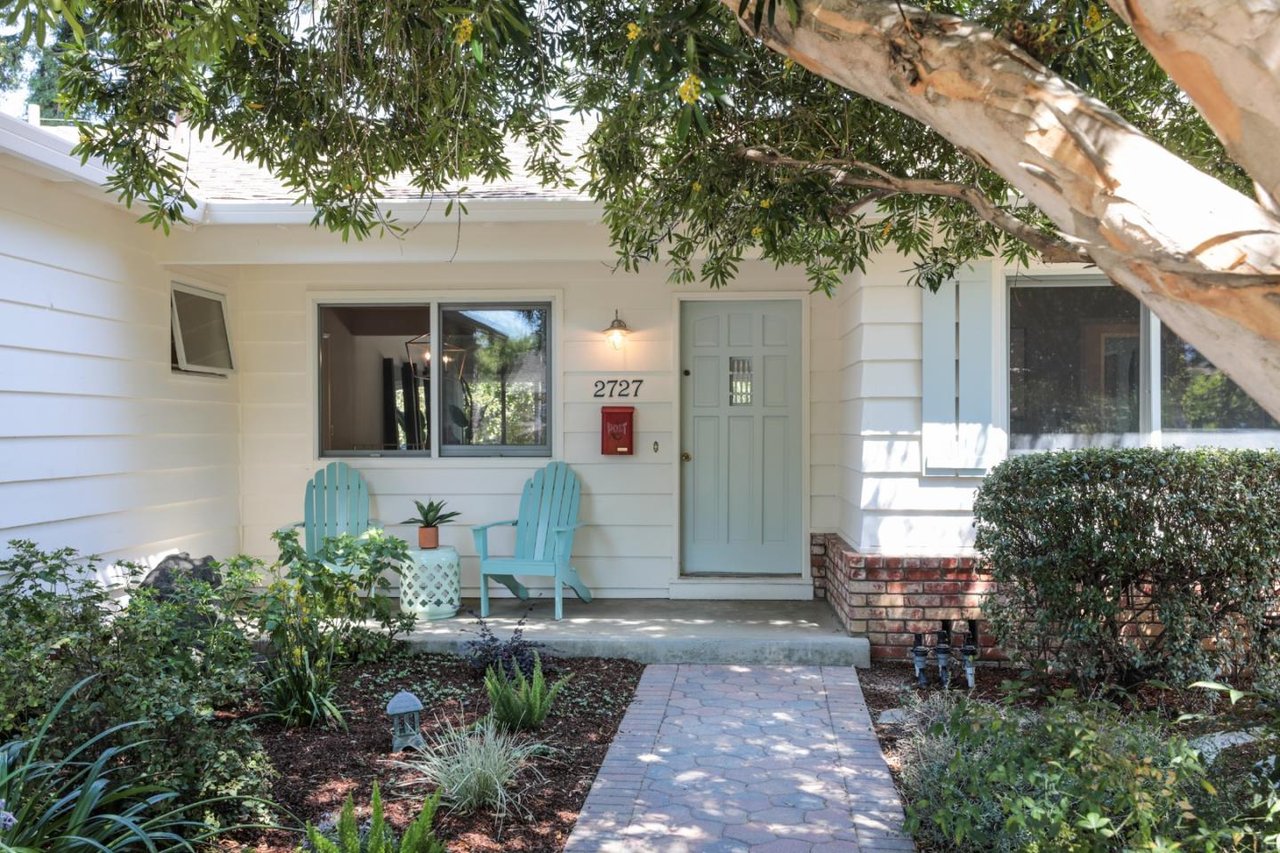 2727 St Giles