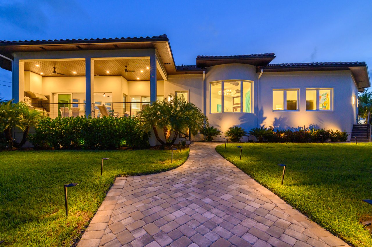 500 Ketch Lane, Country Club Shores, Longboat Key