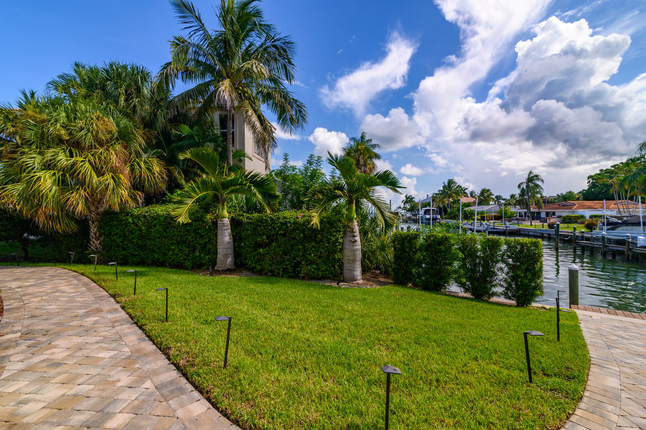 500 Ketch Lane, Country Club Shores, Longboat Key