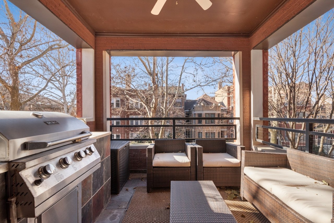 6335 N Magnolia Avenue # 2S
