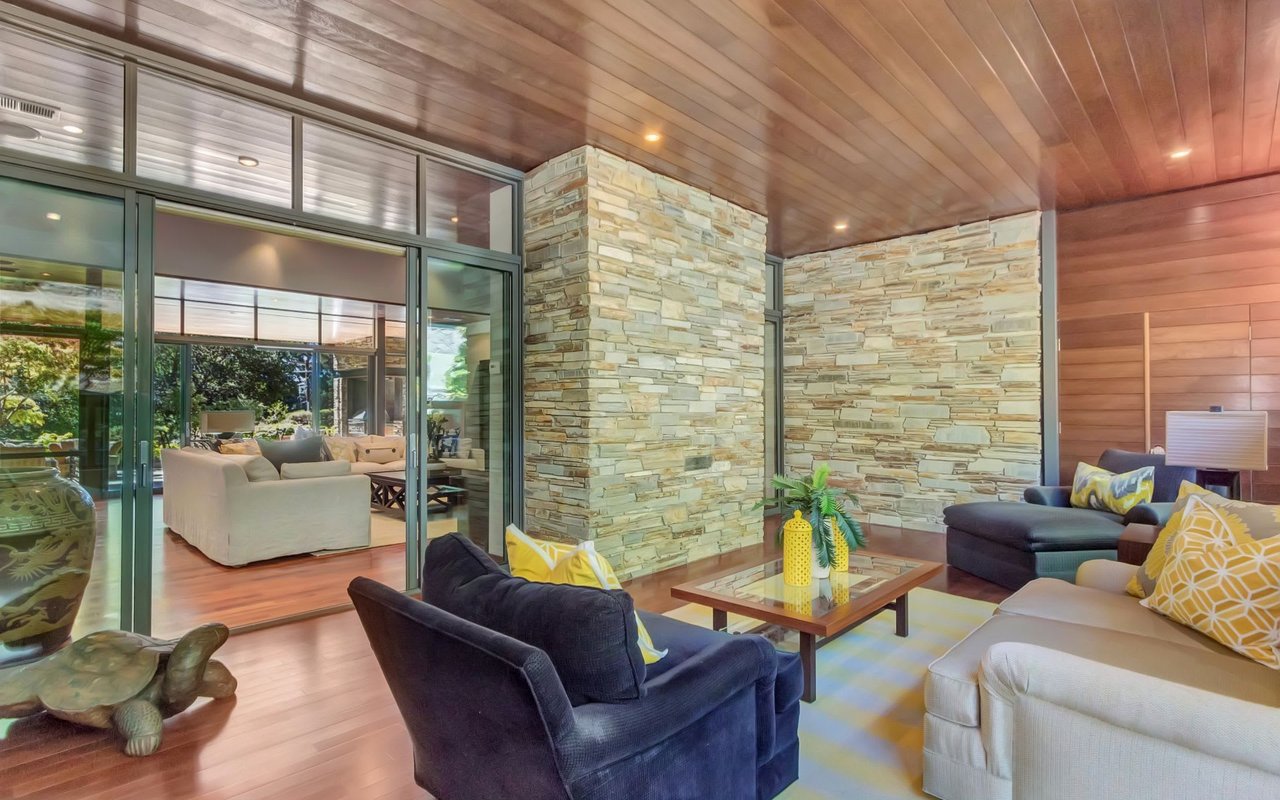 1 Camellia Ln