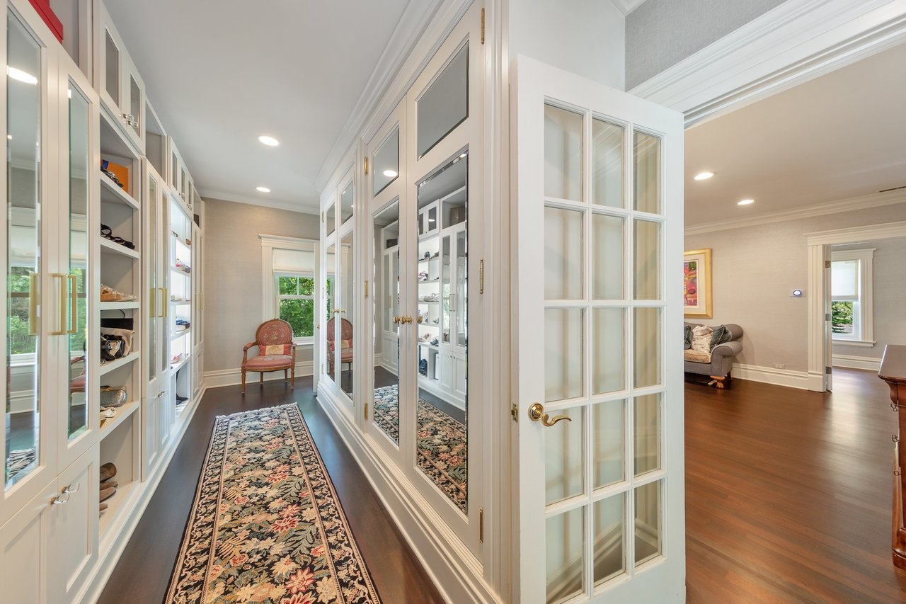 Experience Luxury Living Like Never Before