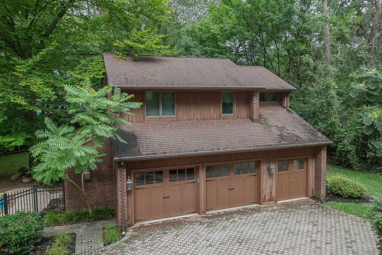 Bryn Mawr Custom Contemporary