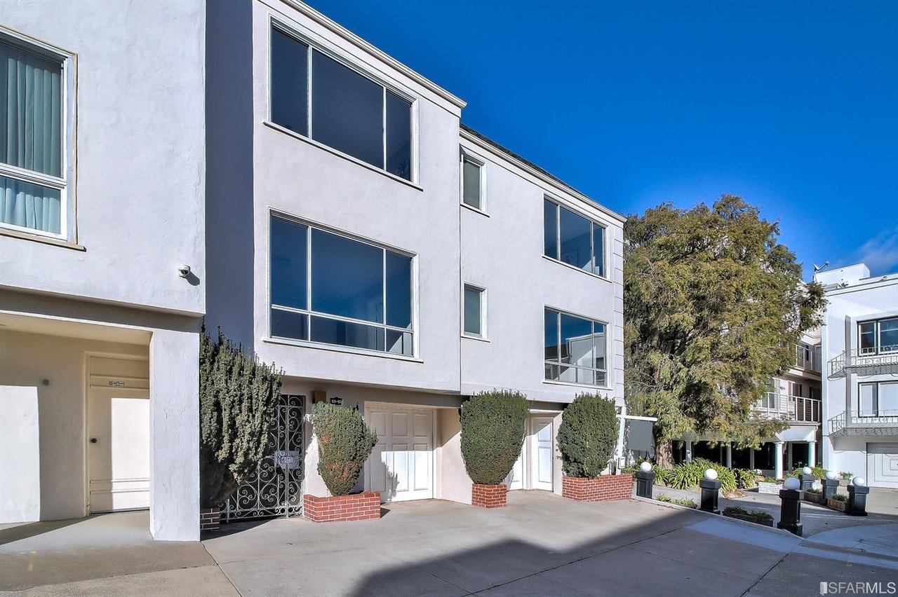 53-55 Lupine Ave