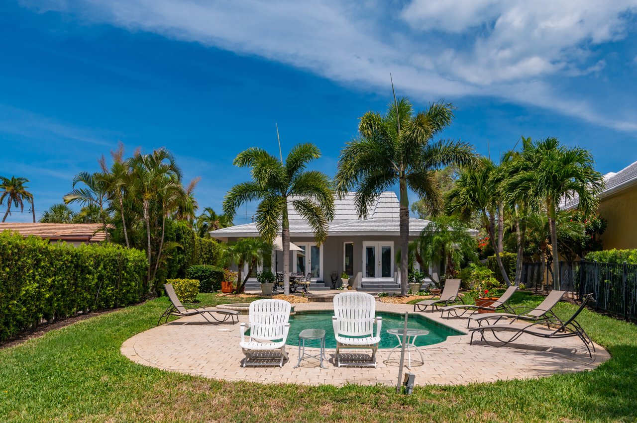Prestigious Address in Lido Shores
