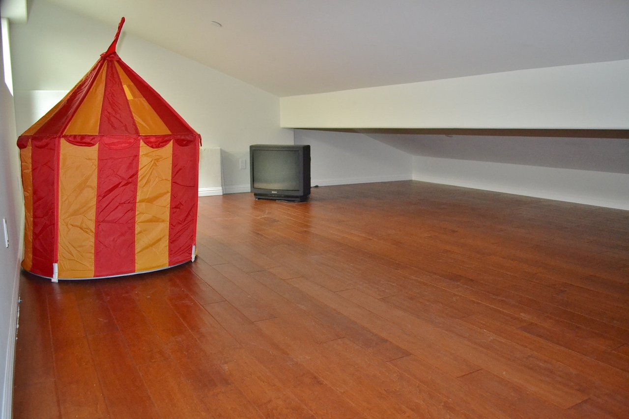 21 Forrest Avenue, San Anselmo