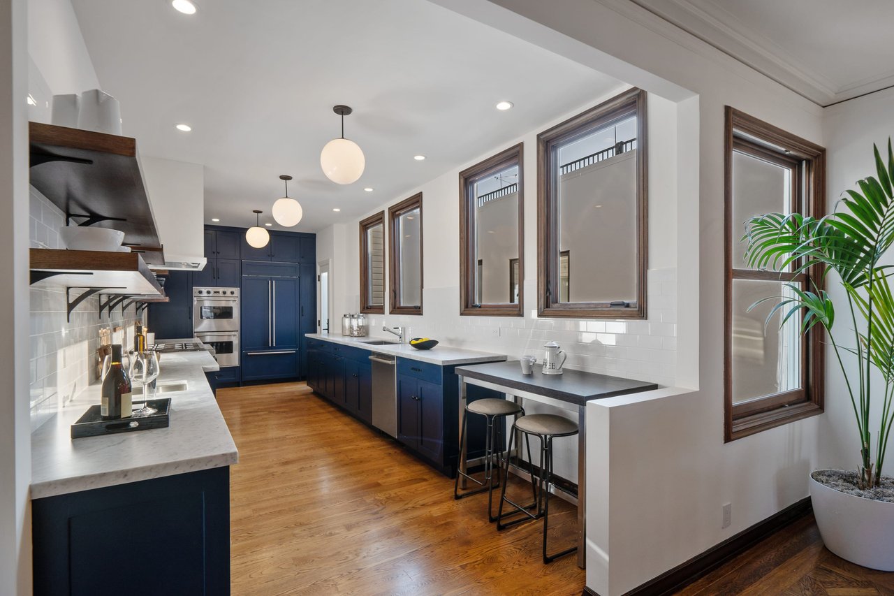 EXCEPTIONAL MARINA HOME