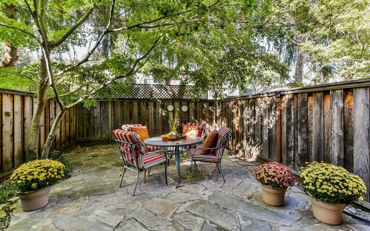Super Cute Townhome - Walnut Creek!