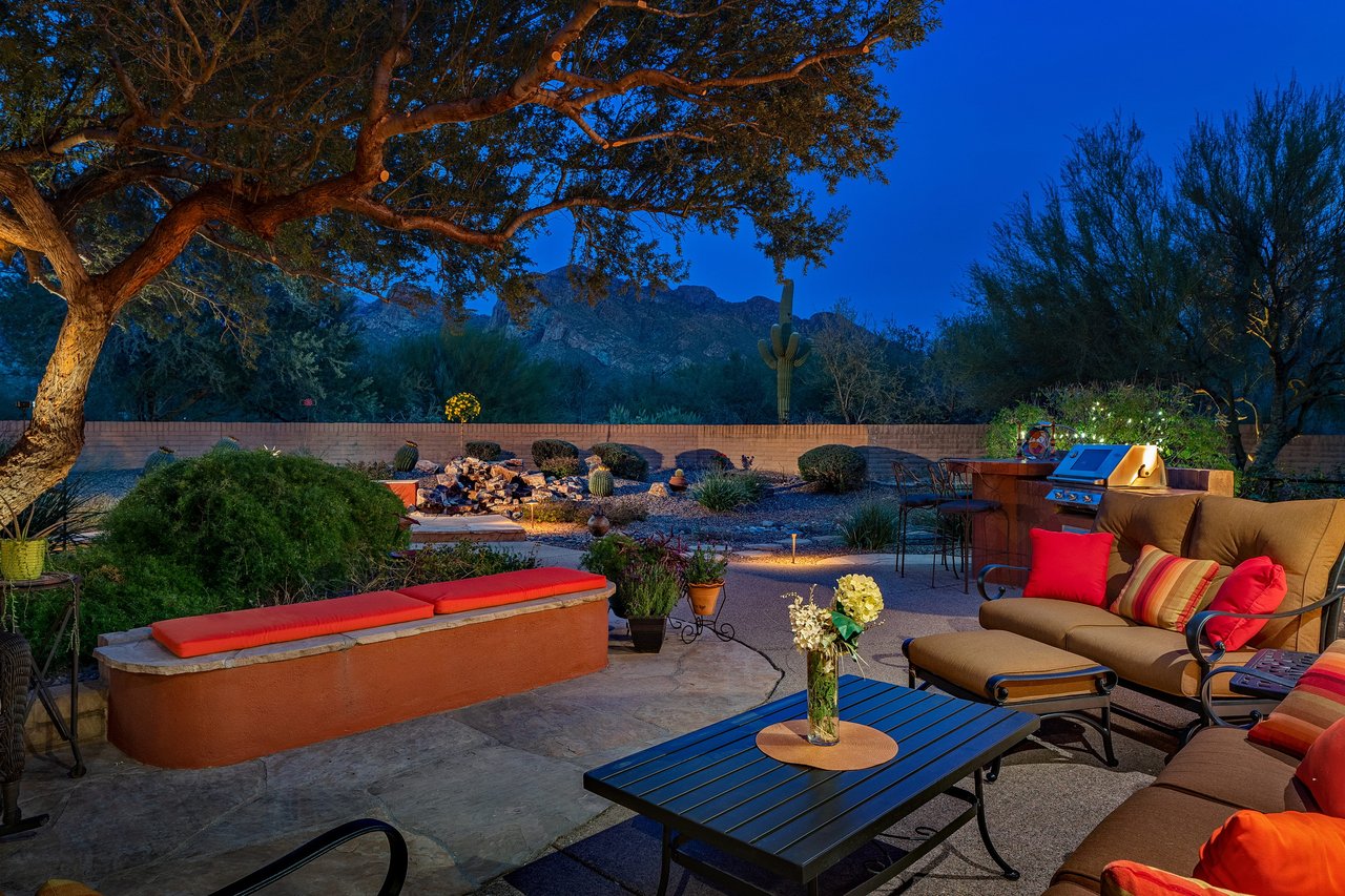 Unique Estate in Oro Valley Country Club