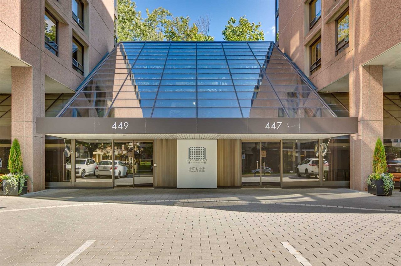 447 Walmer Road | Toronto C03, ON M5P2X9 | 1 Bed, 2 Baths