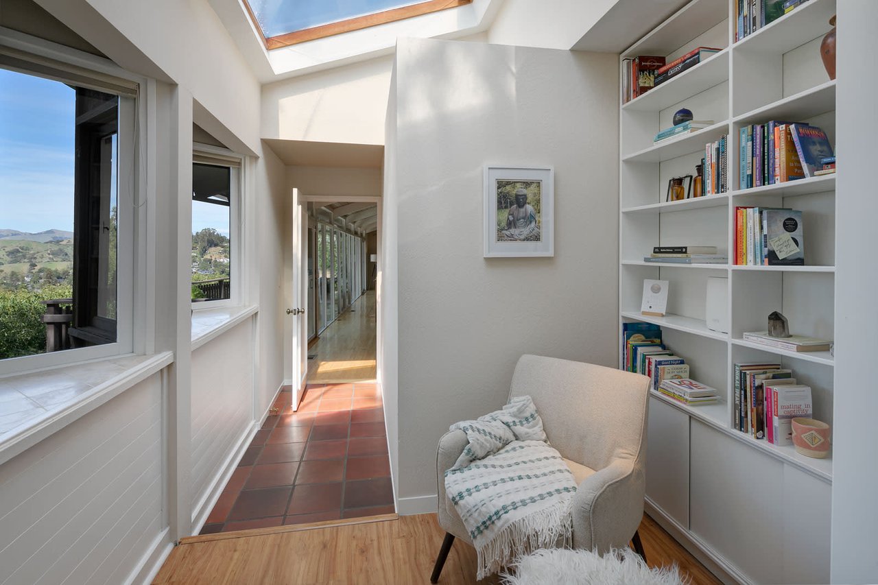 40 Crest Avenue, San Anselmo