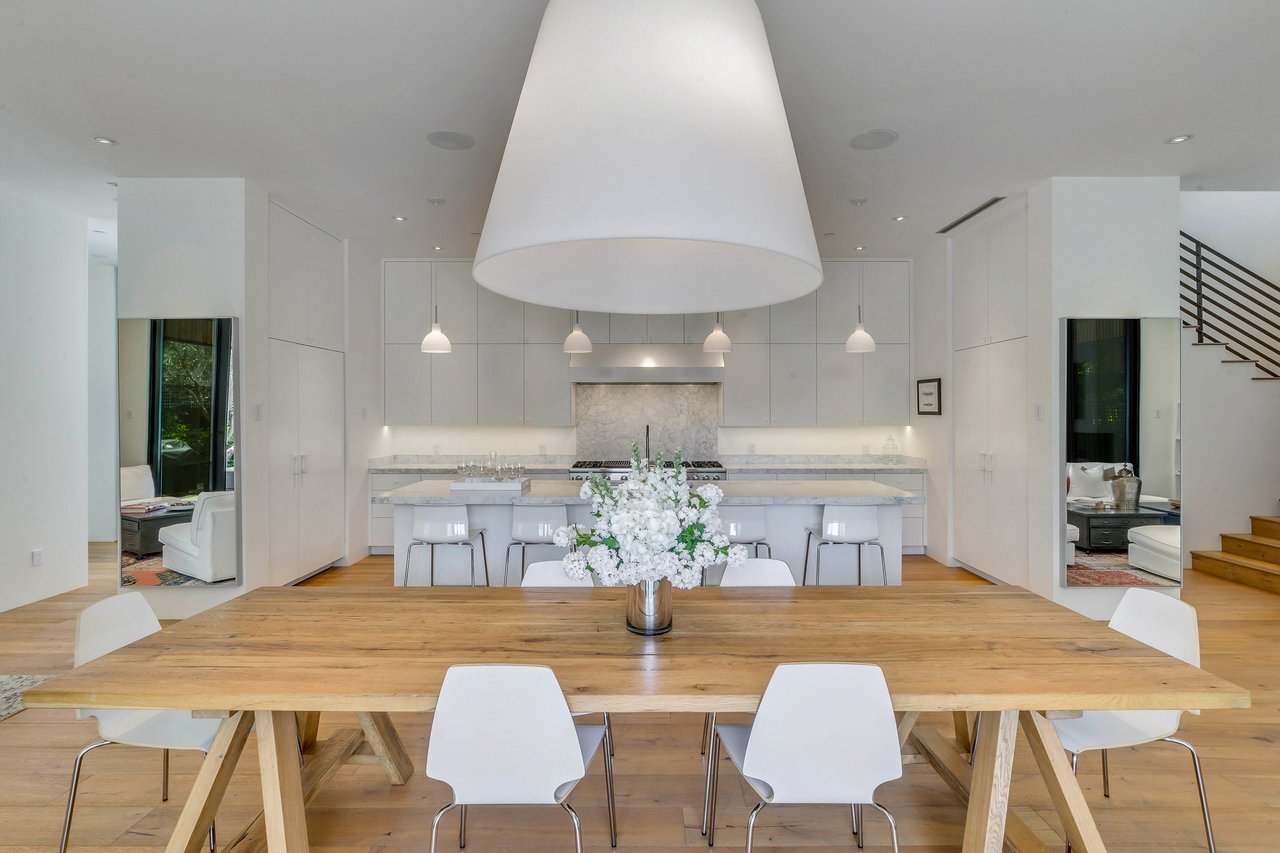 Modernist Oasis in St. Helena - SOLD