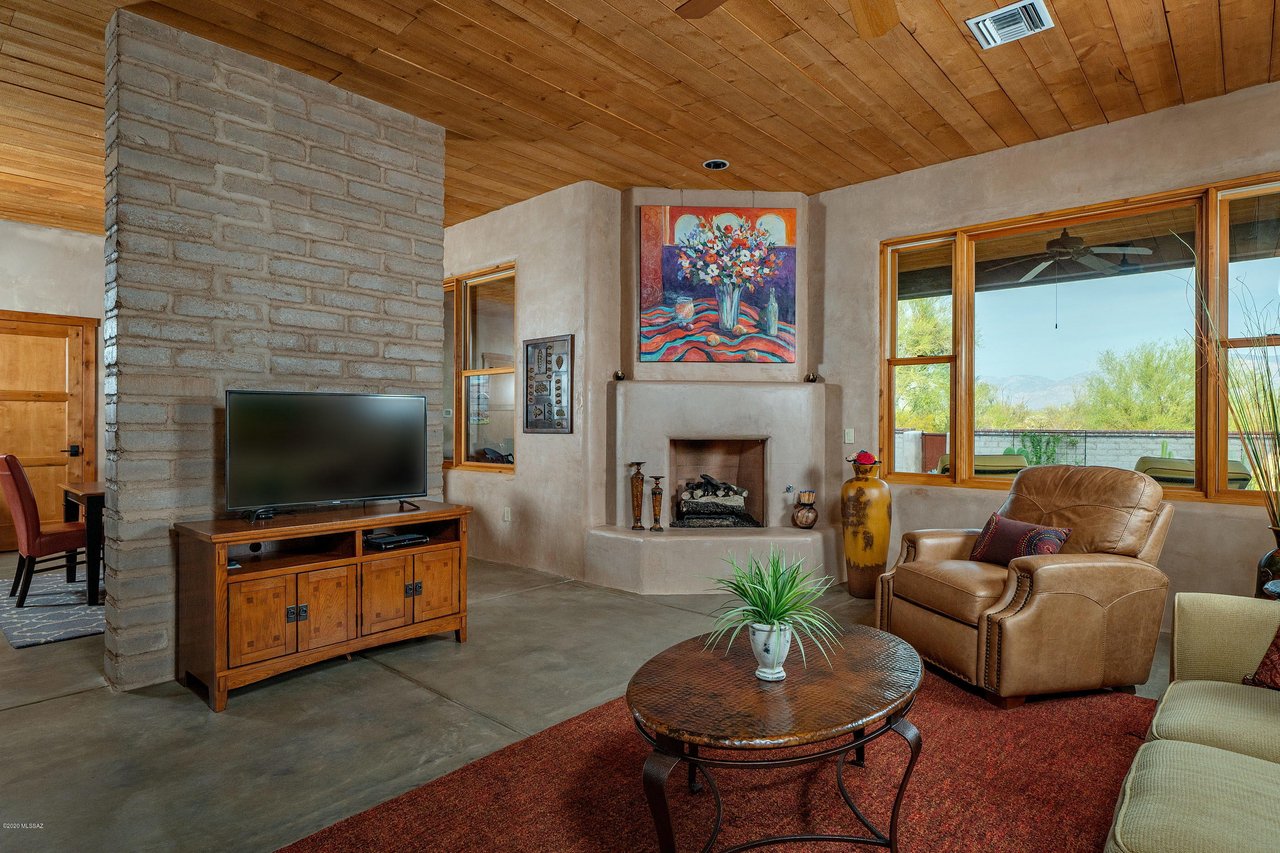 CLASSIC SKY RANCH HOME