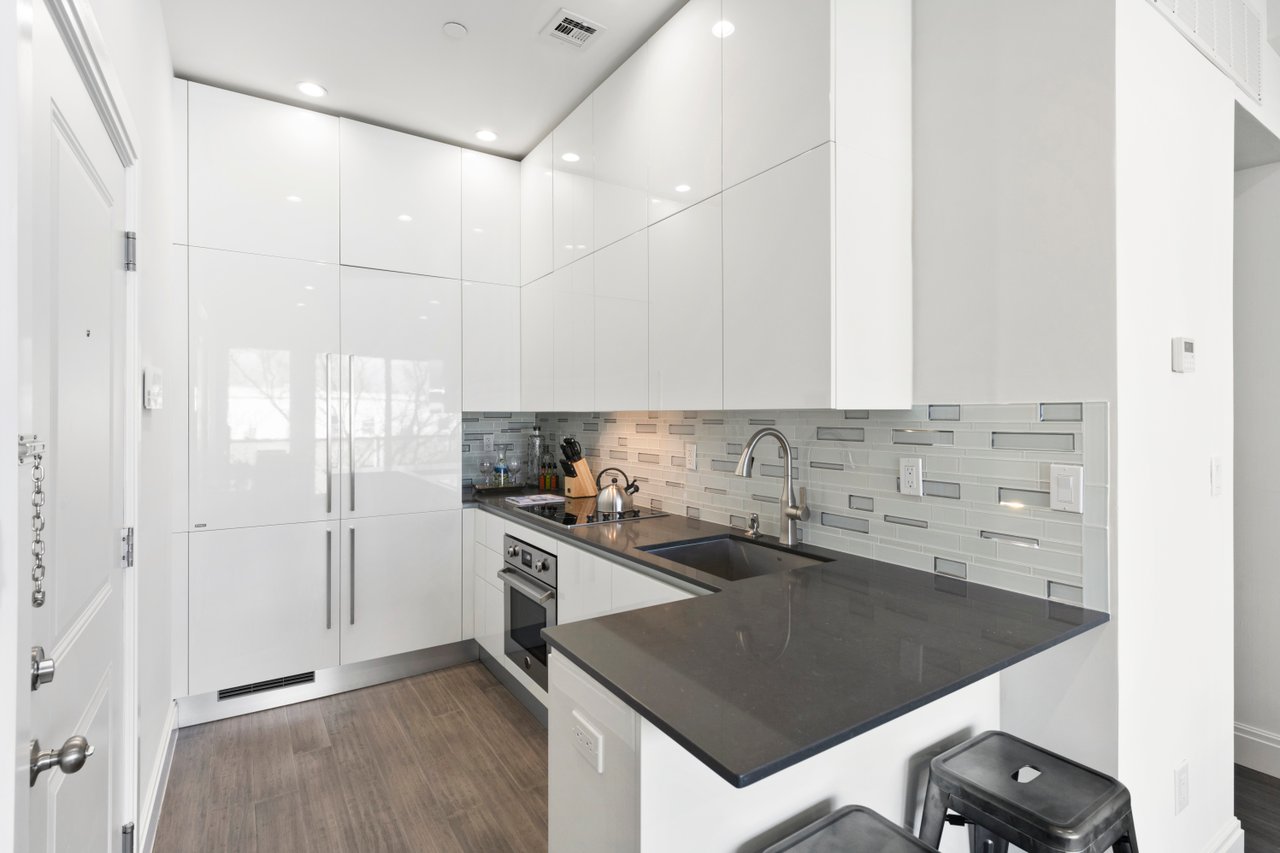 205 12th St, #2B