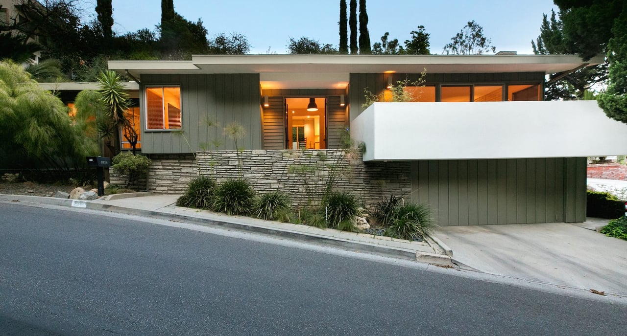 Mid-Century Gem in Upper Beachwood Canyon