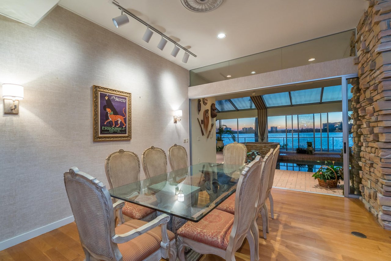 682 Mourning Dove Dr