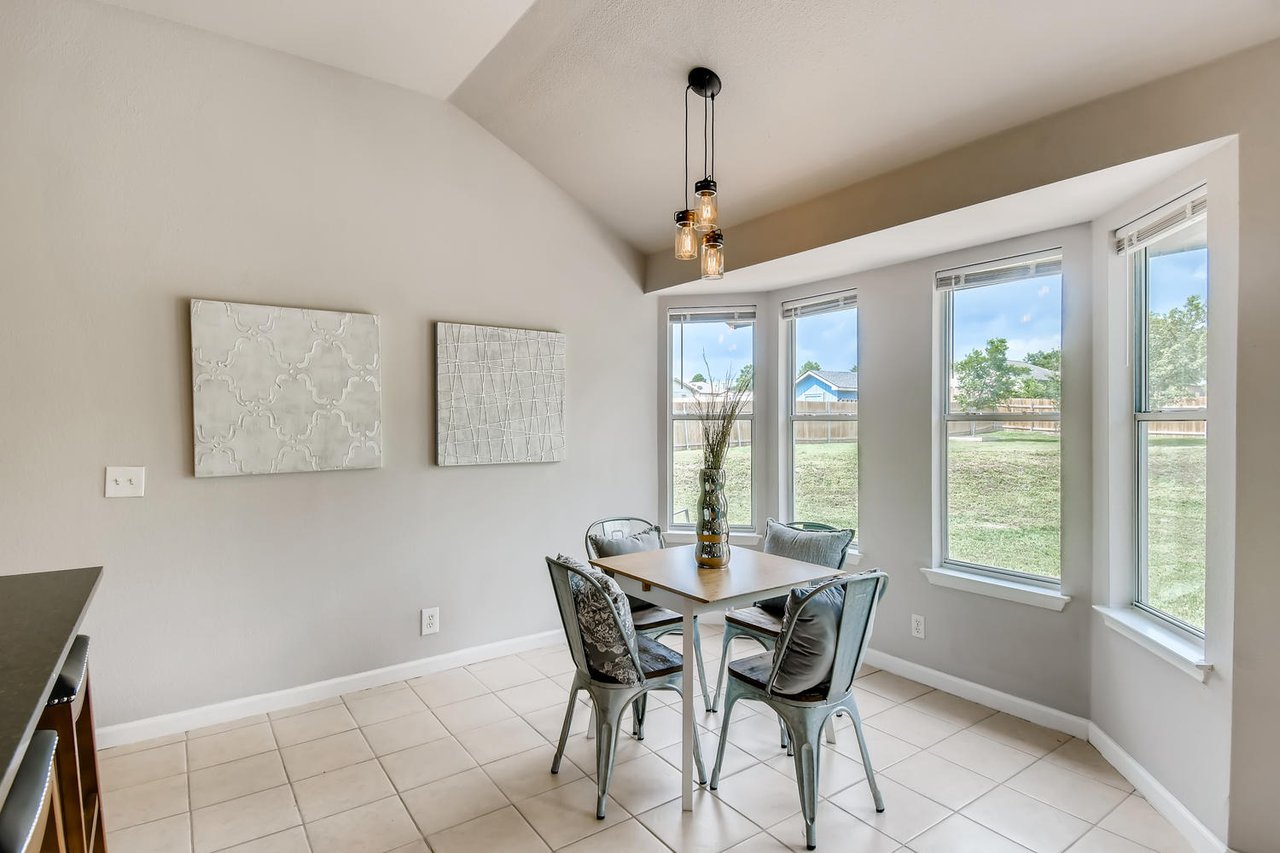 104 Willow Dr