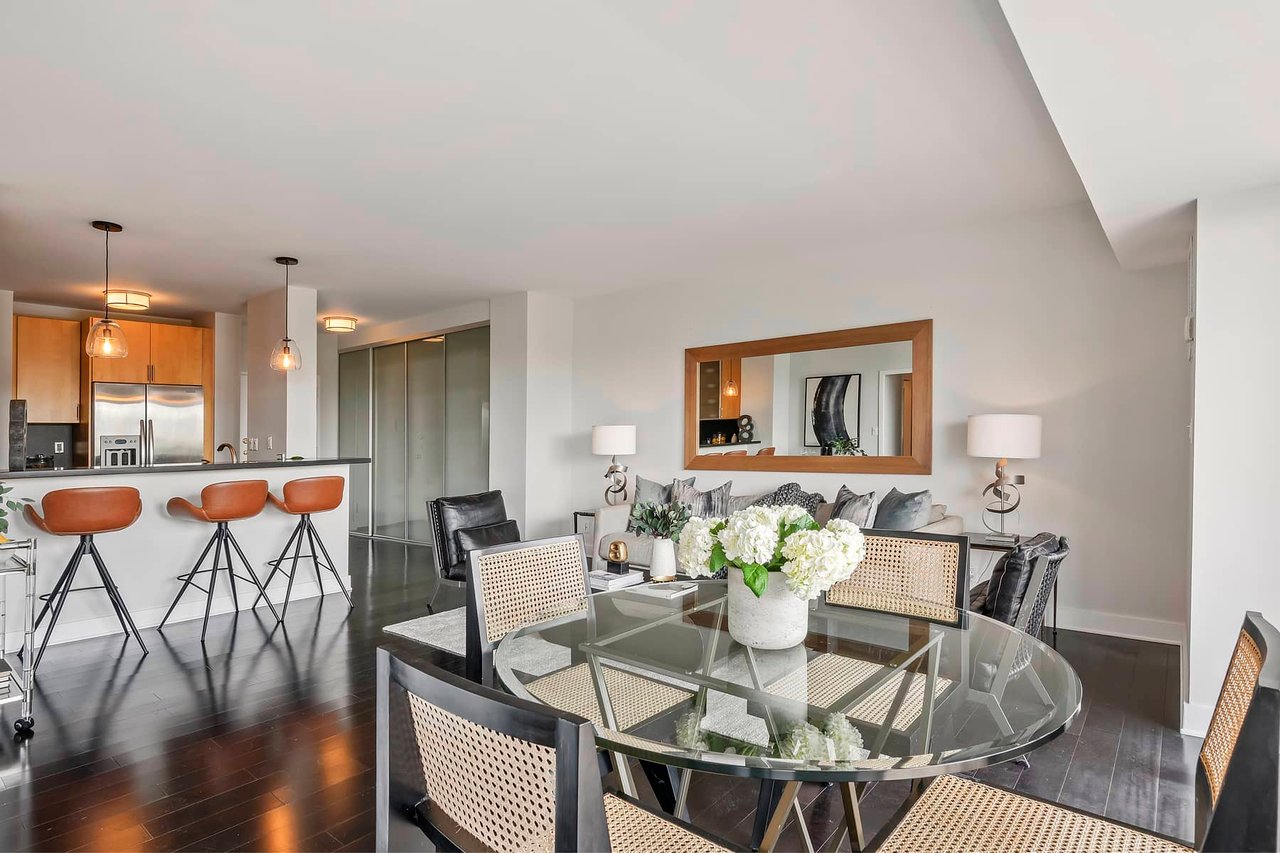 Stunning Corner Unit @Doheny West Towers