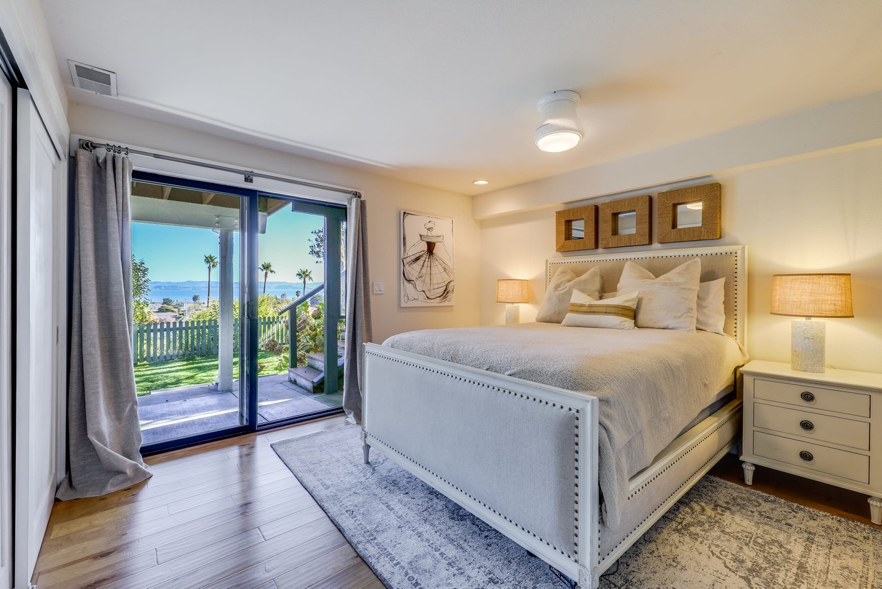 Newly Remodeled Home with Bay Views 