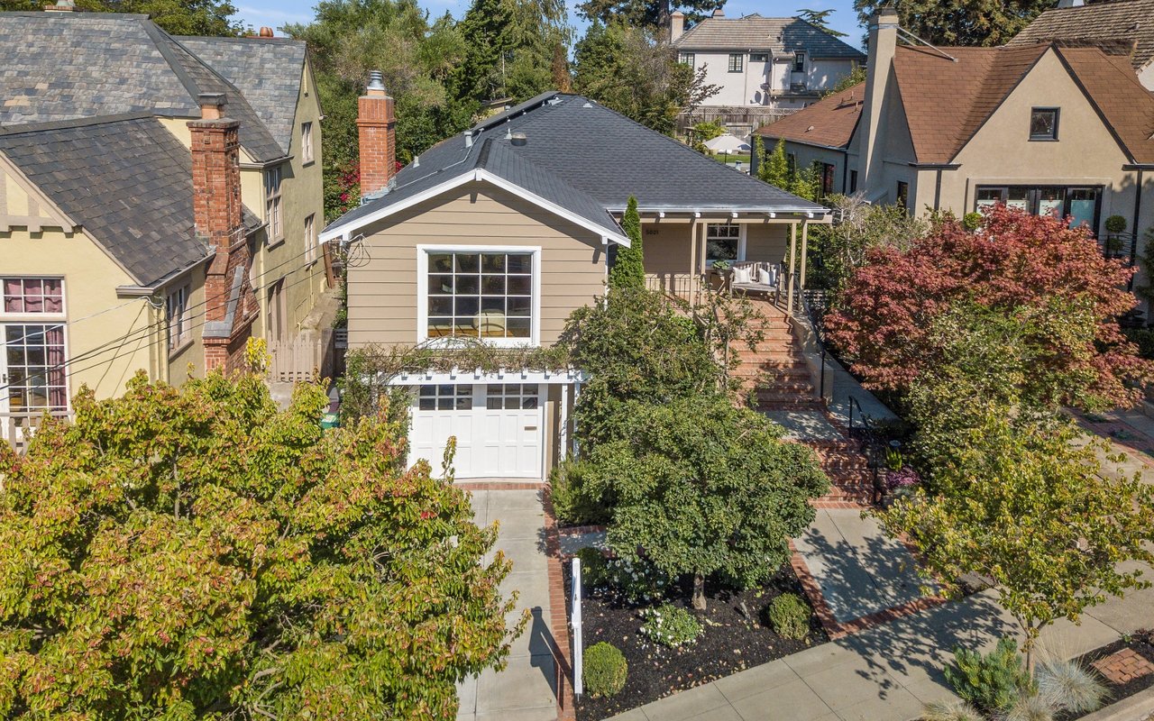 5821 Morpeth St.