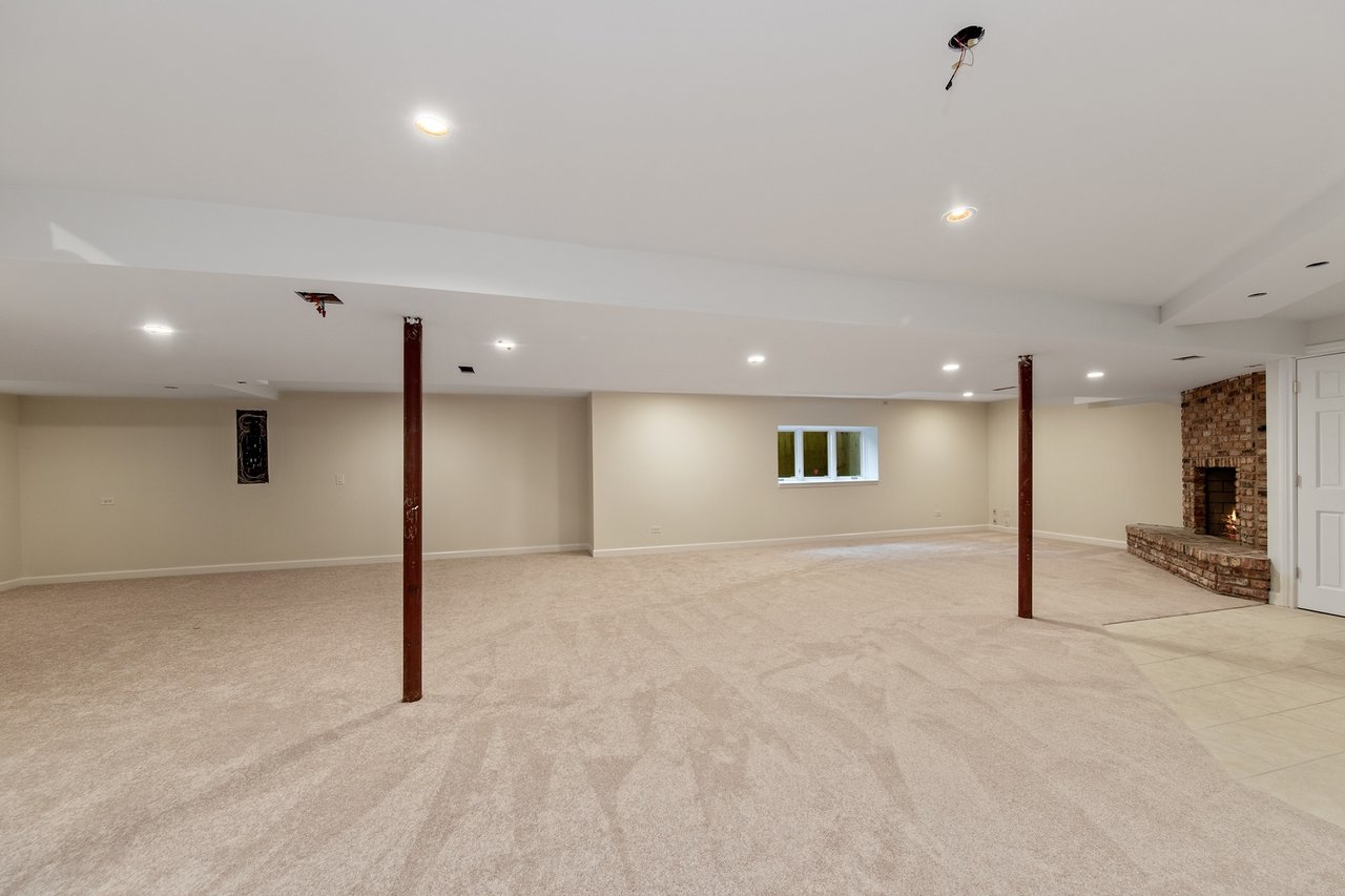 This Beautiful Home, Perfectly Situated On A Grand Lot In Oak Brook