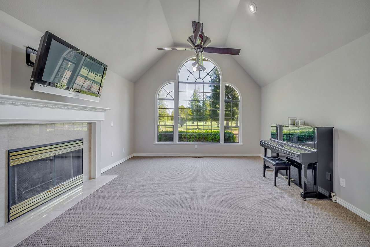 Sophisticated Calistoga Home - SOLD