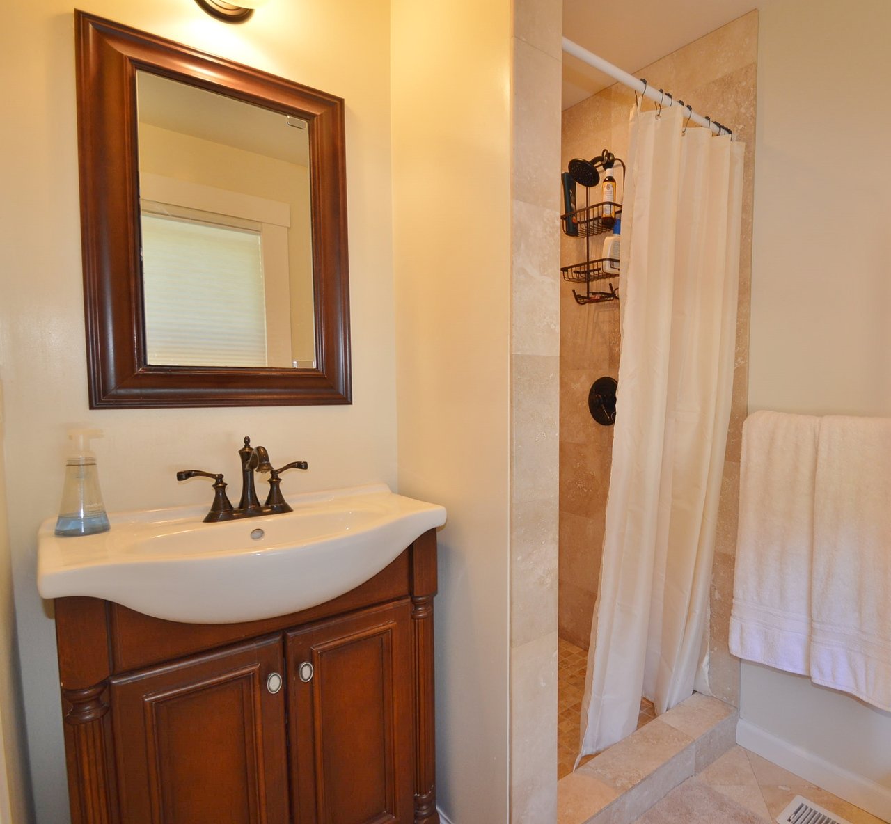 58 Woodland Avenue, San Anselmo