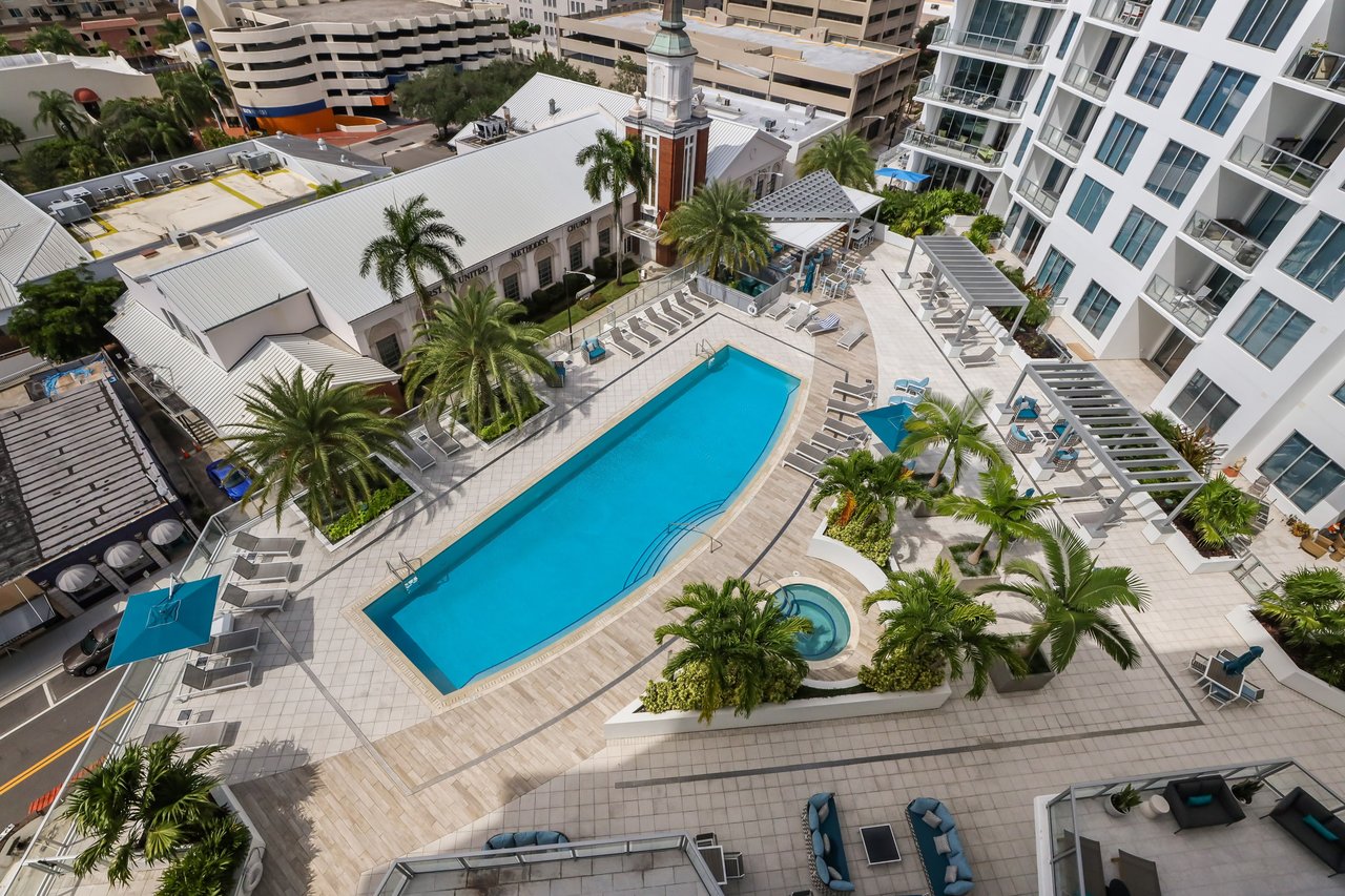 111 S Pineapple Ave #1008