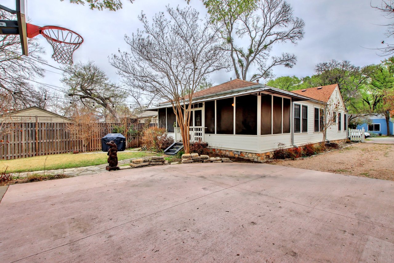  3214 Lafayette Ave