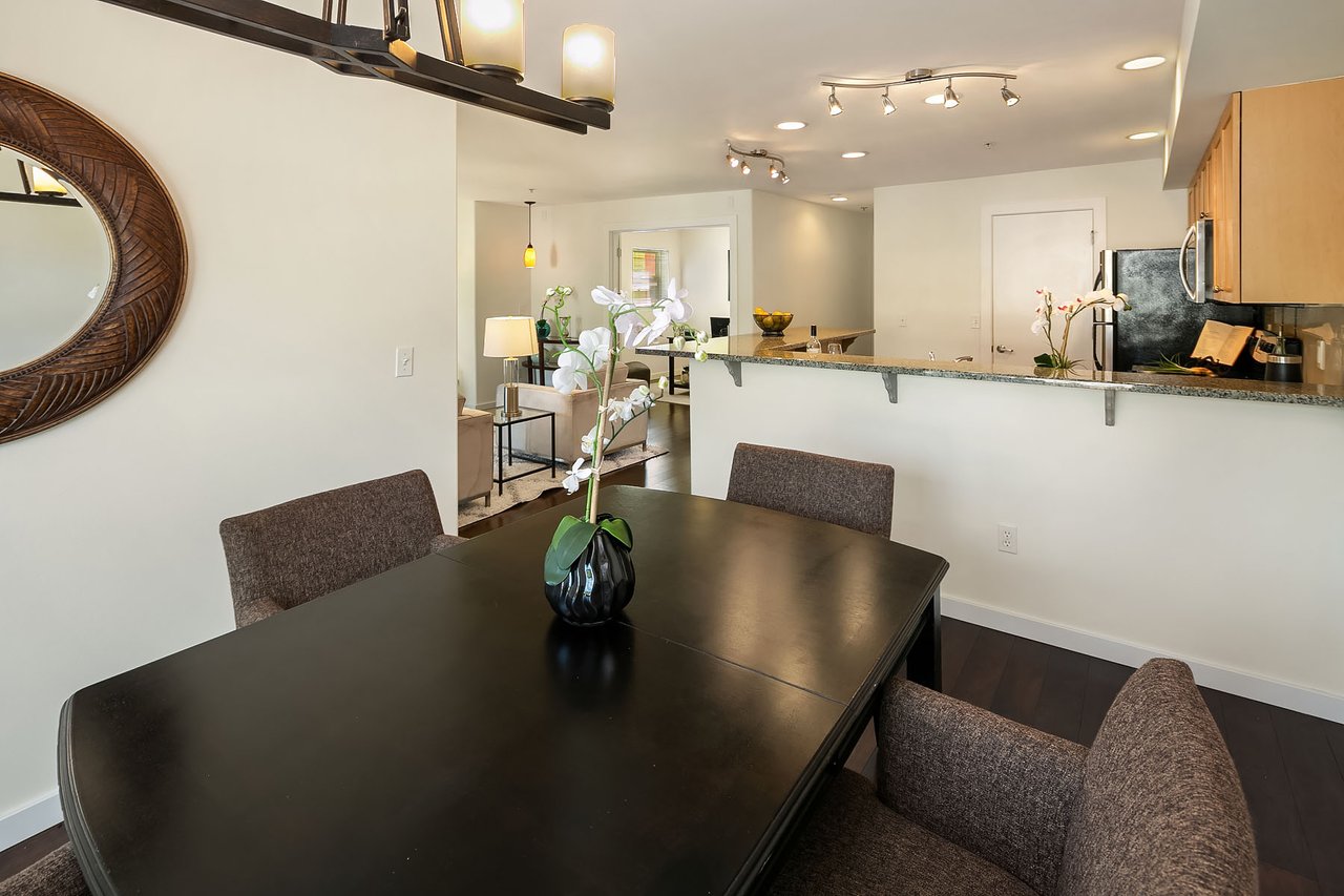 9057 Greenwood Ave N, # 408
