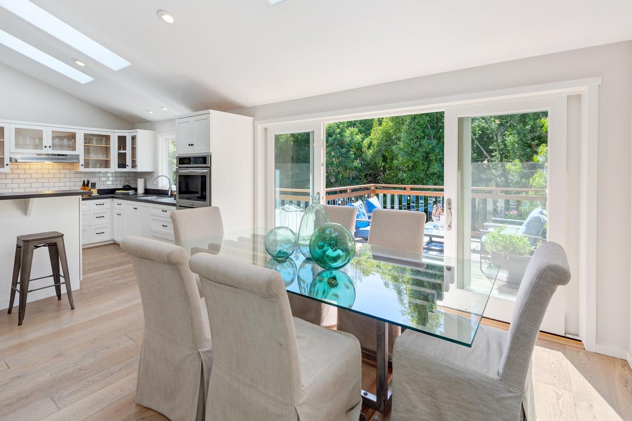 60 Oak Grove Avenue, Woodacre