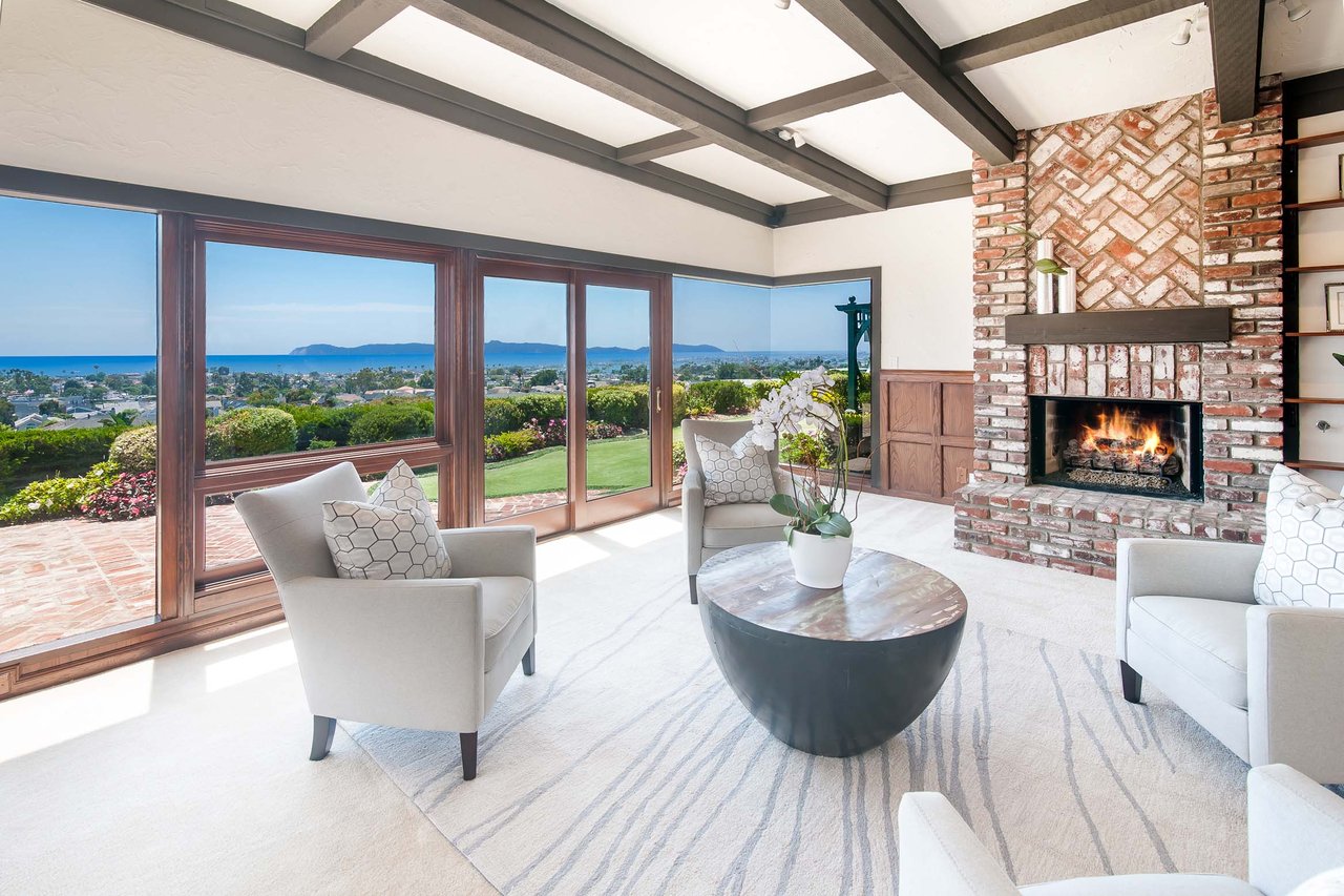 2729 Harbor View Dr