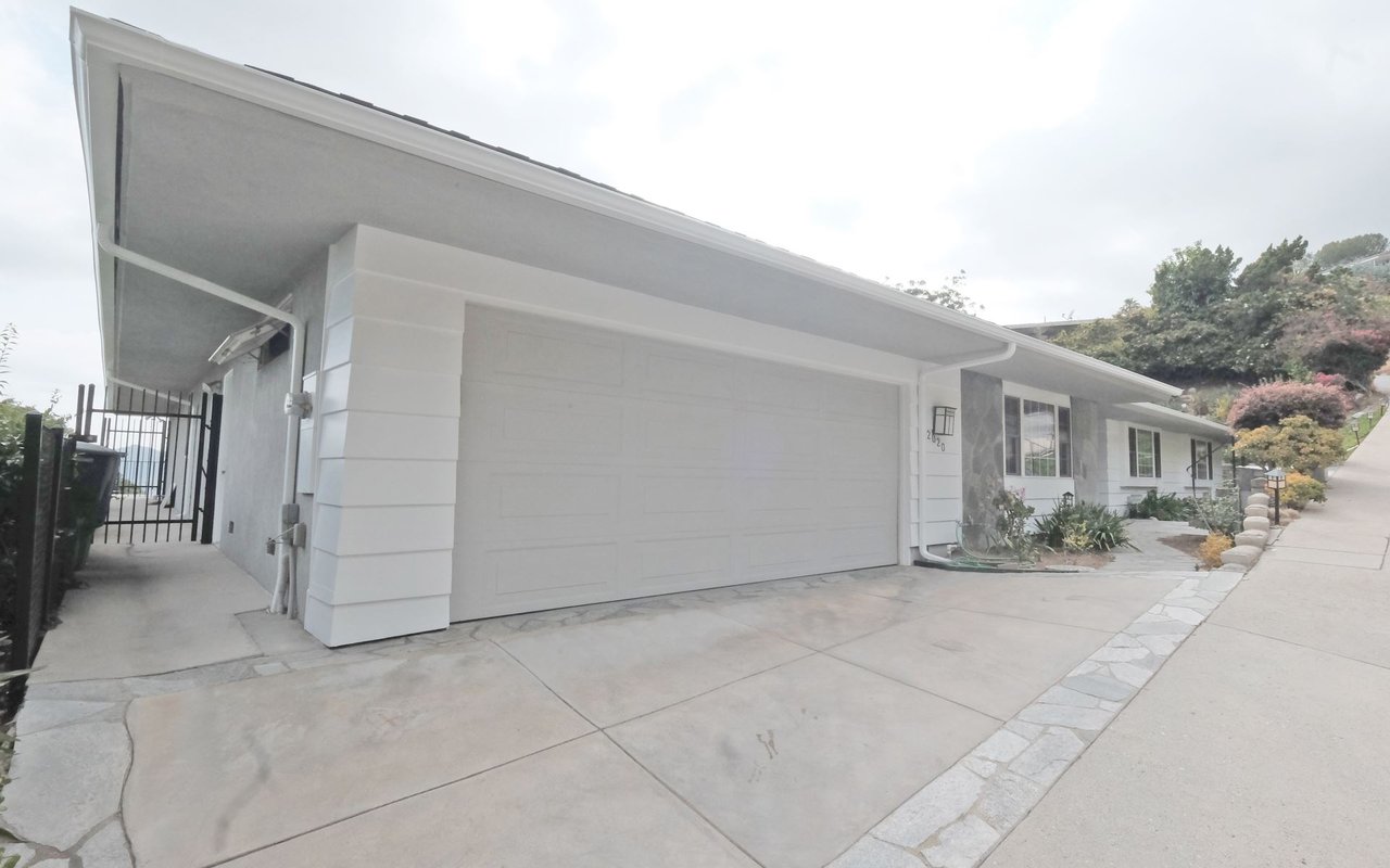 2020 Maginn Dr