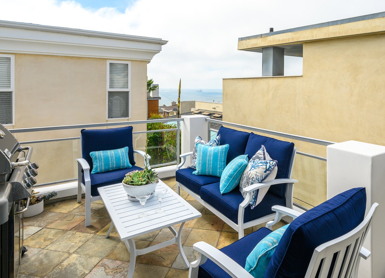 One of a kind, Oceanview Sand Section 5 Bedroom Freestanding Townhome | In Escrow