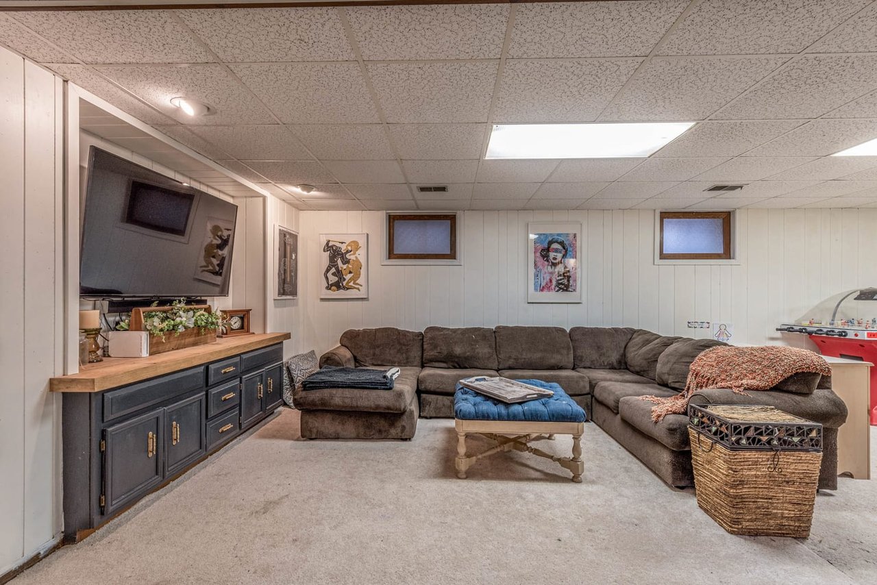 4029 Tamarack Trl S