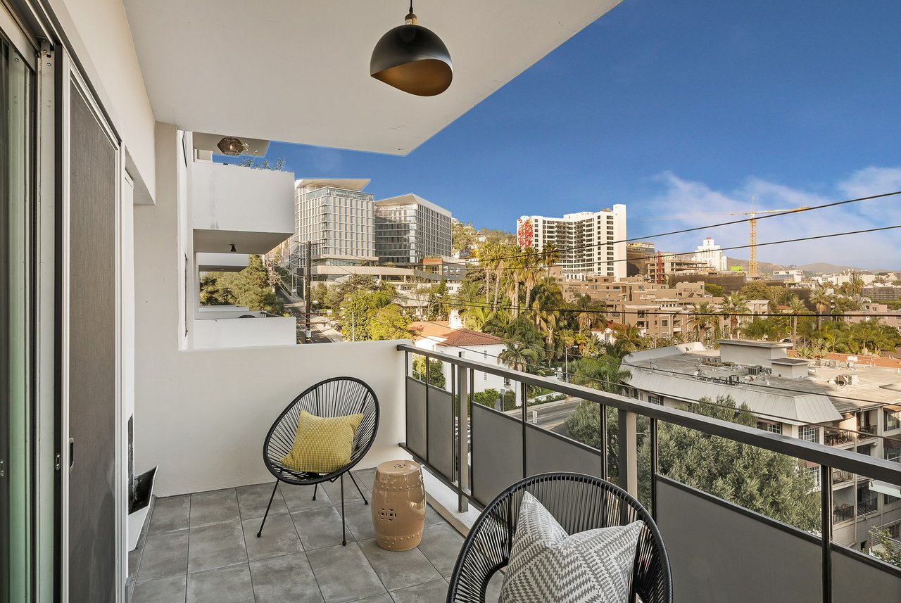 1155 North La Cienega Boulevard, Unit 610