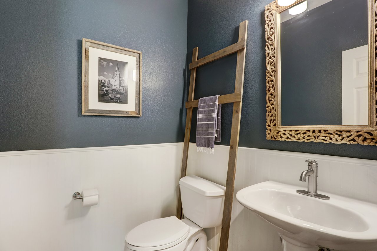 4304 Hoffman Drive | SELLER REPRESENTED