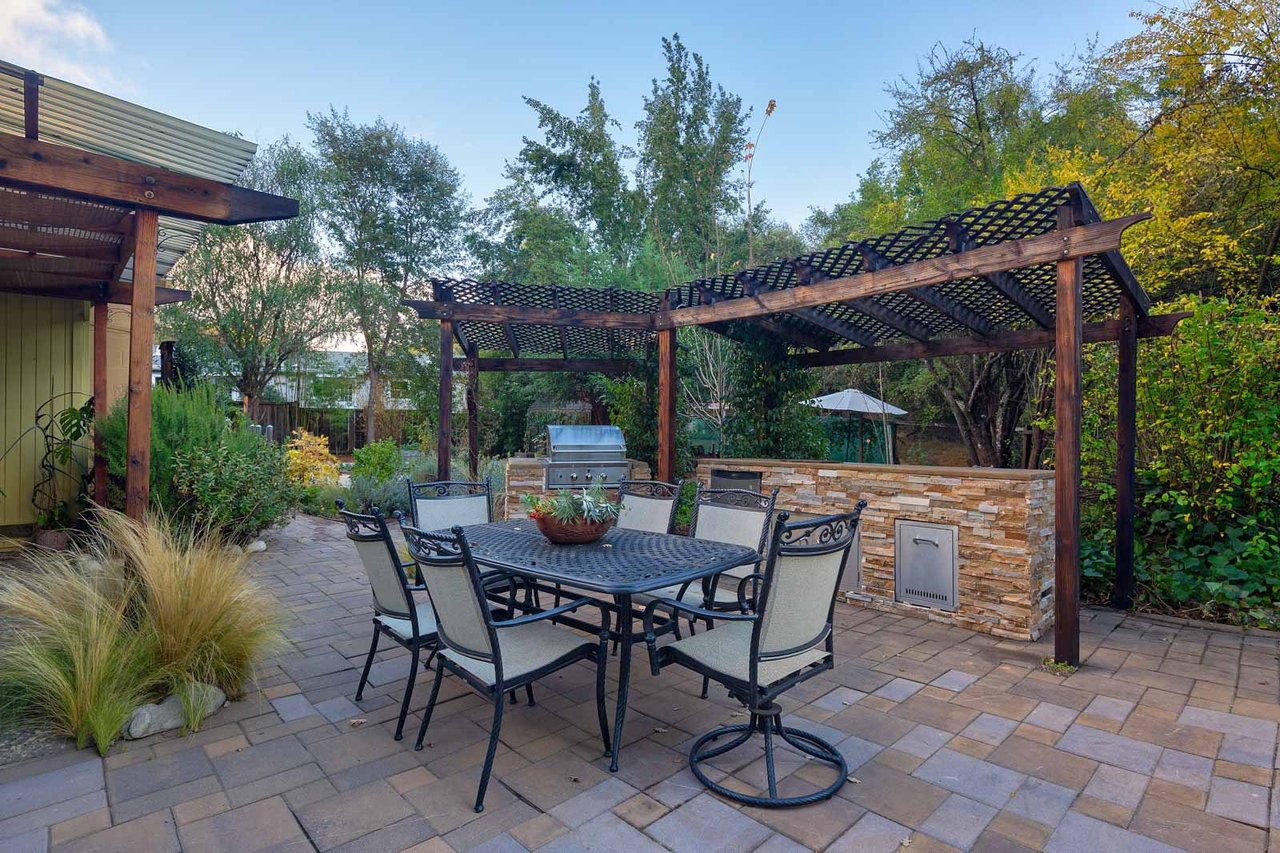 585 San Geronimo Valley Drive, San Geronimo