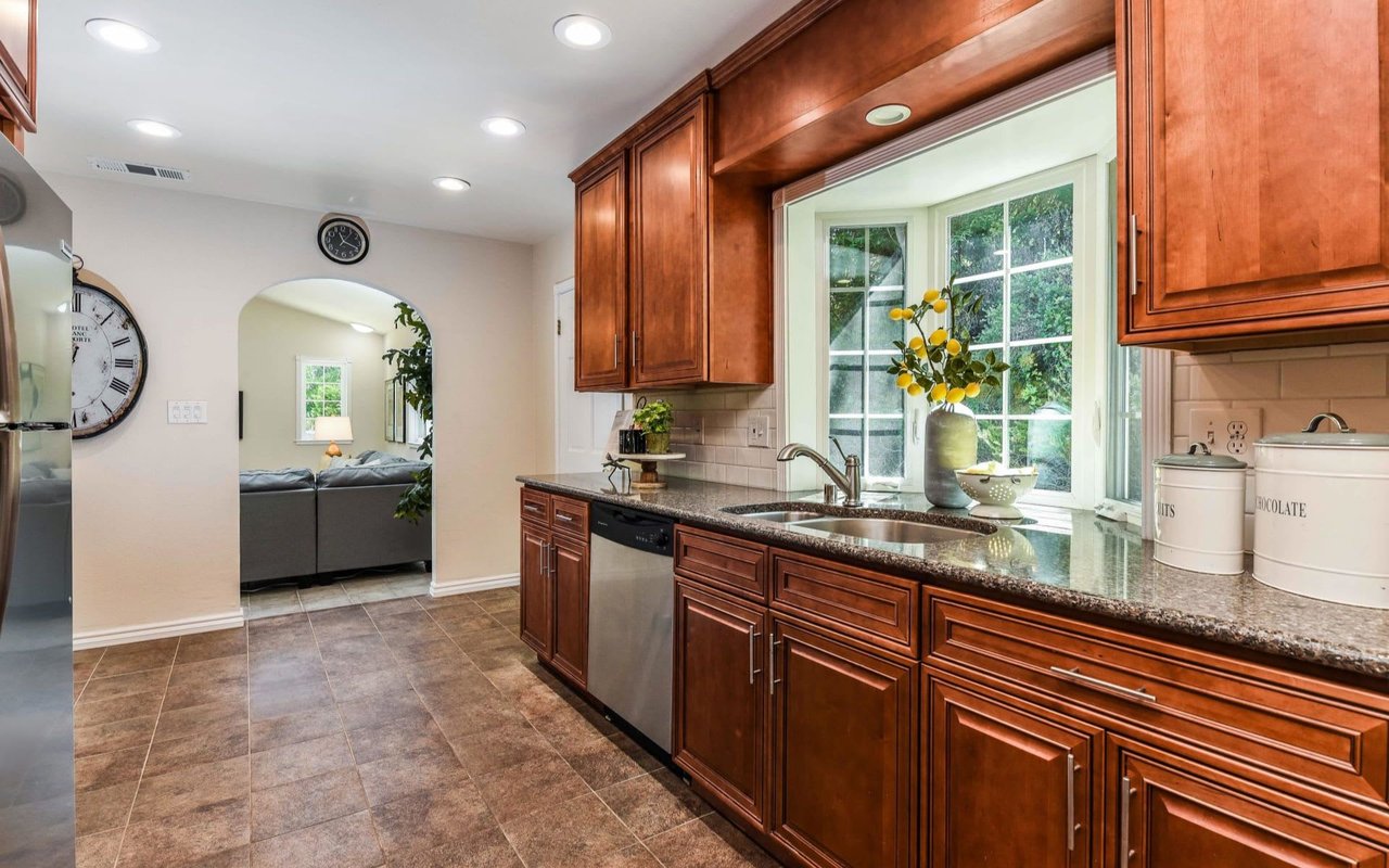 Nestled in the heart of Reliez Valley!