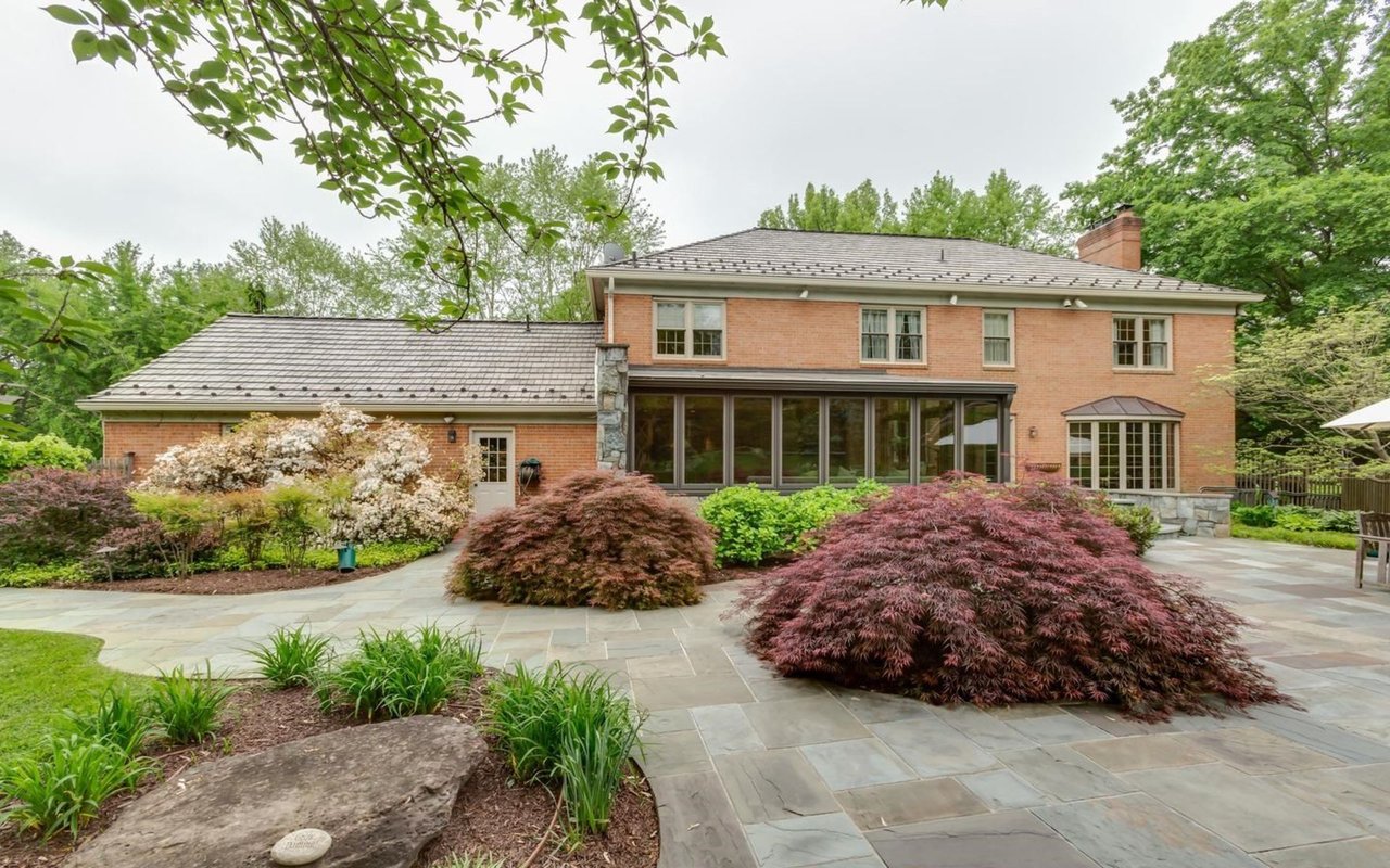 12400 Beall Spring Rd