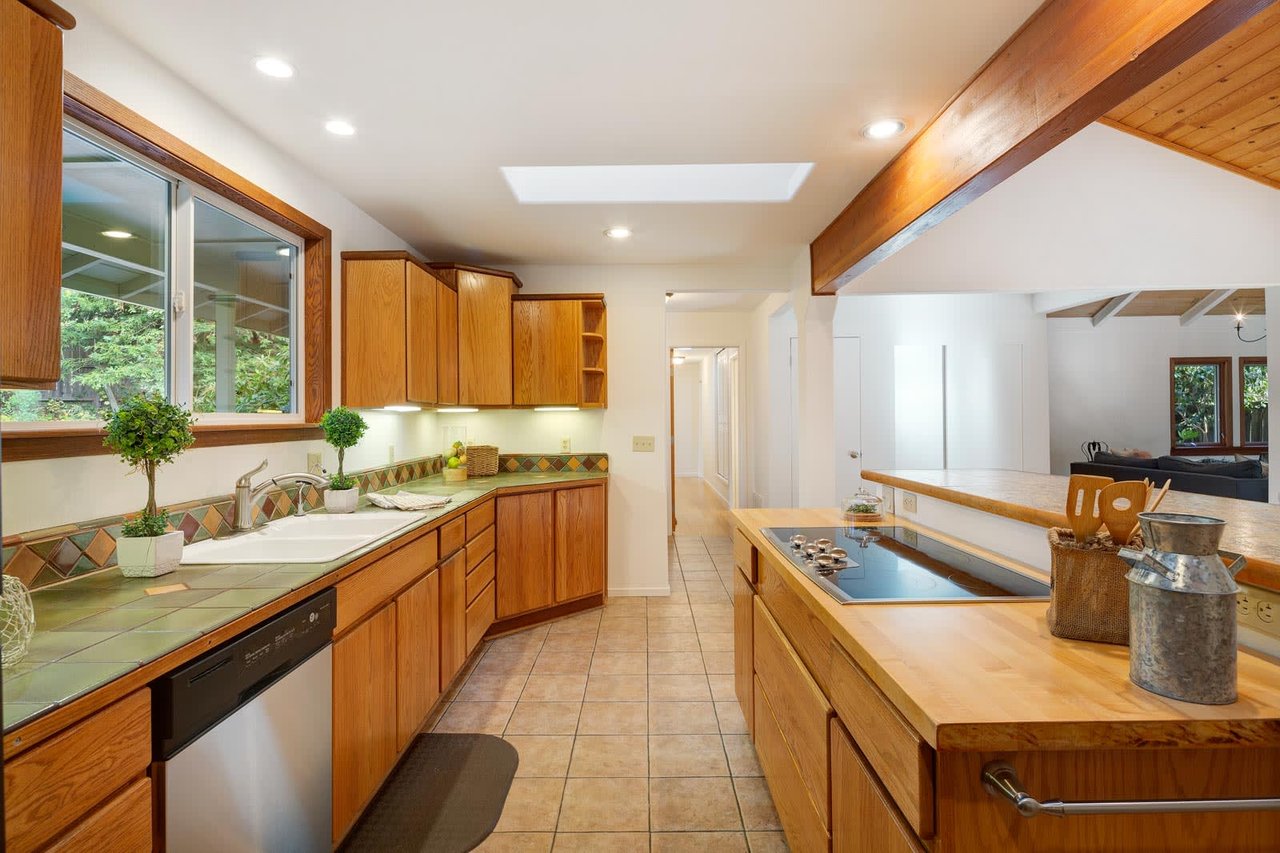 585 San Geronimo Valley Drive, San Geronimo