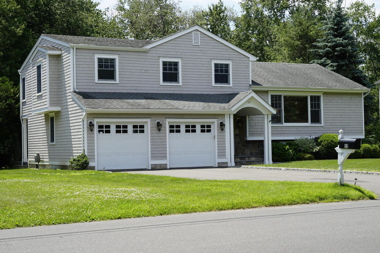 12 Birdsong Pl